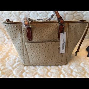 Dooney & Bourke  Maxine Tote -NWT